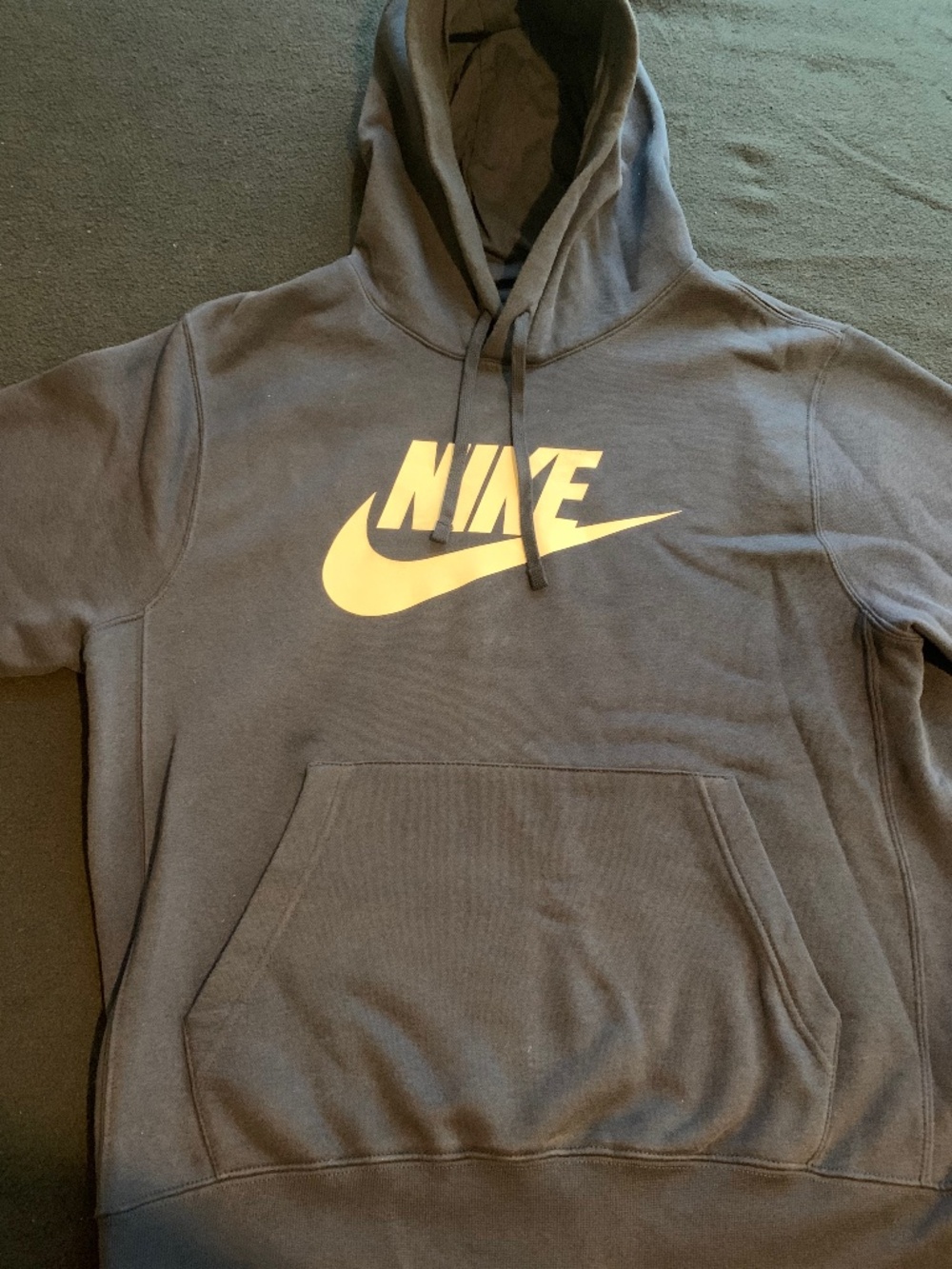 Men’s Nike Club Fleece Navy HoodieBare worn) size Large